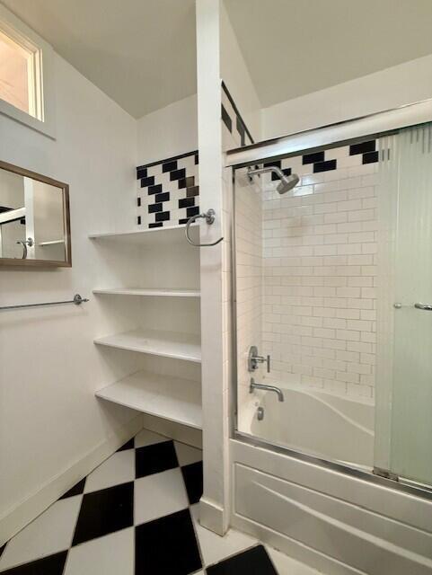 Building Photo - 303 S Main St