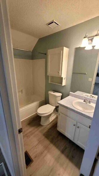 Building Photo - 953 Osprey Ct