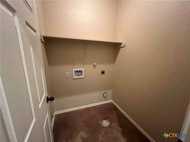 Building Photo - 170 Joanne Cv