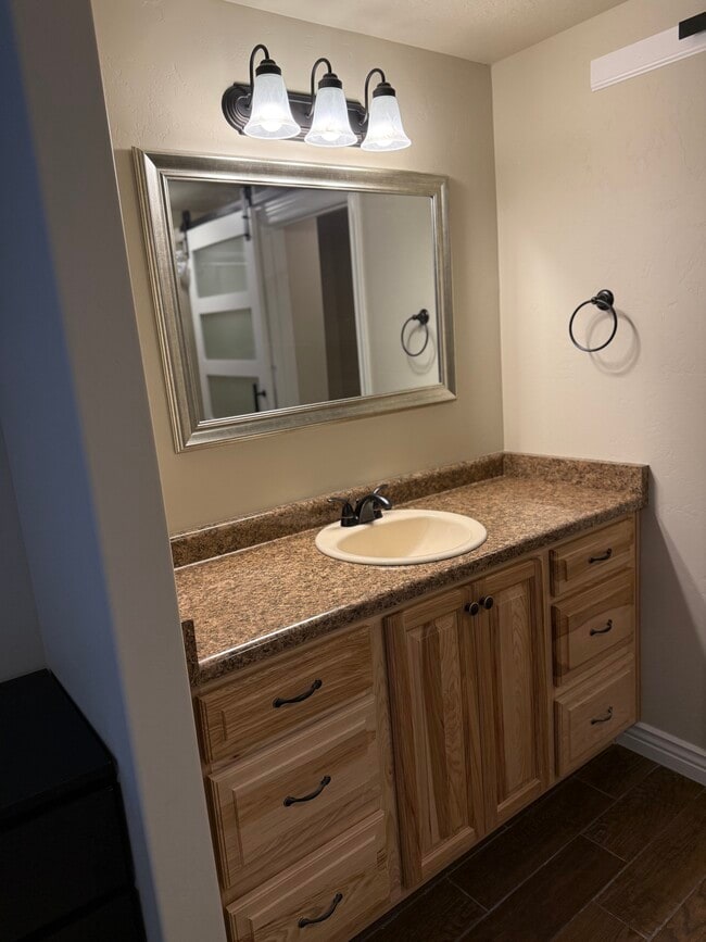 Building Photo - 1213 St Joseph St