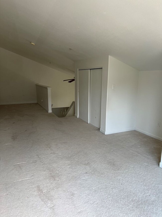 Building Photo - 2 Bedroom 2 Bath Condo in New Castle