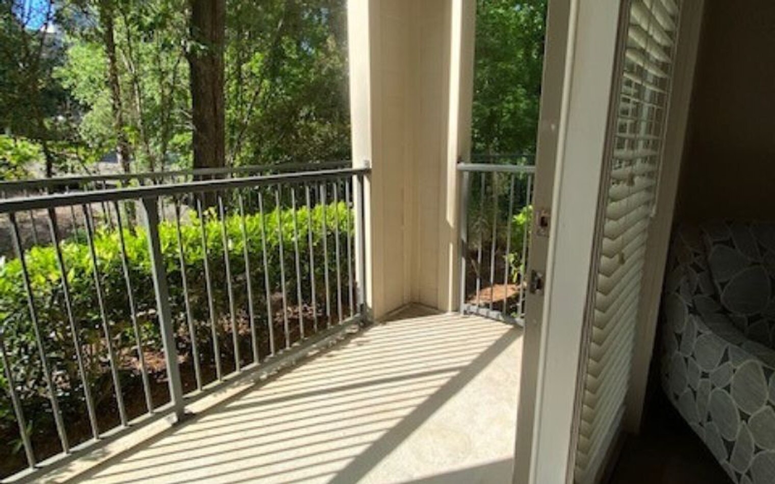 Building Photo - 5478 Glenridge View NE