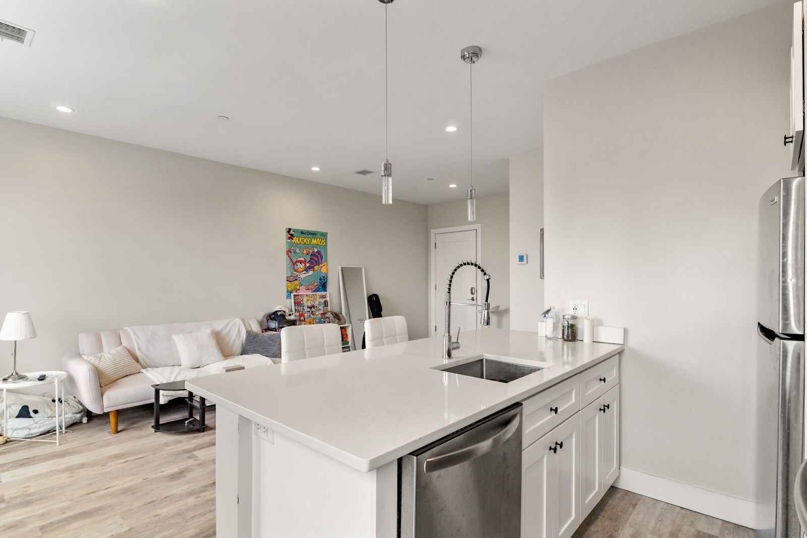 Building Photo - 1457 Tremont St