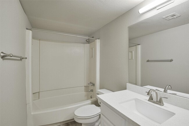 Building Photo - 12955 Woodforest Blvd