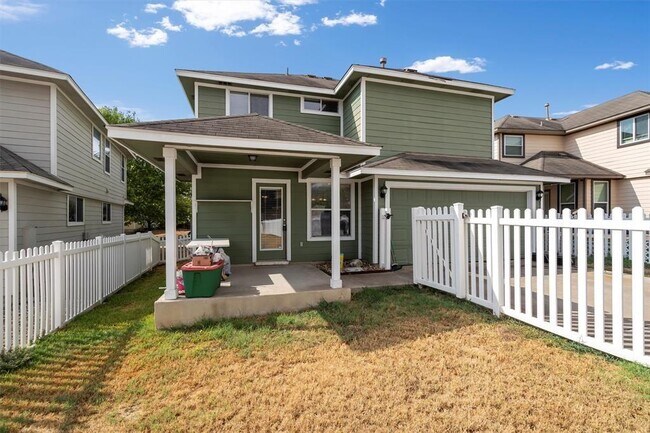 Building Photo - 693 Sampson