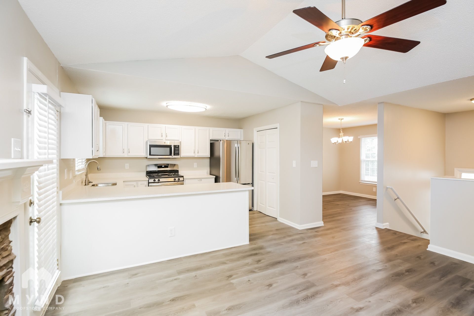 Building Photo - 374 Shoal Ct