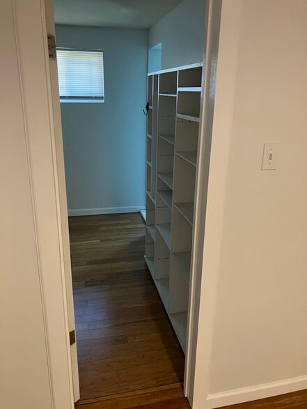 Walk-in Closet - 14024 Premiere Ave
