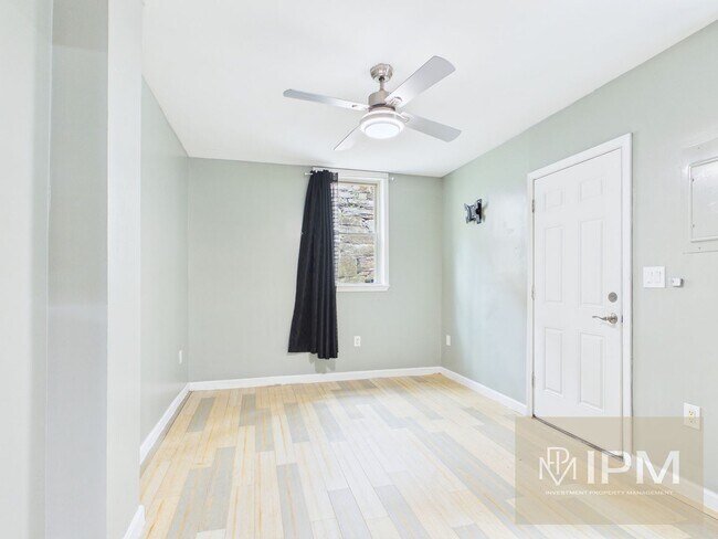 Building Photo - 1228 Market St