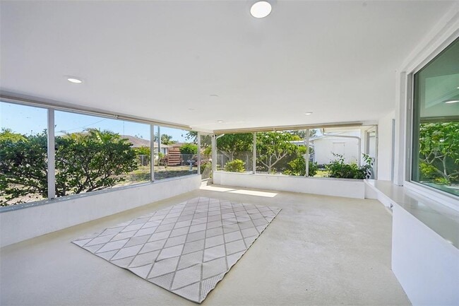 Building Photo - 6735 Keystone Dr