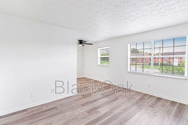 Building Photo - 4213 Foreman Ln