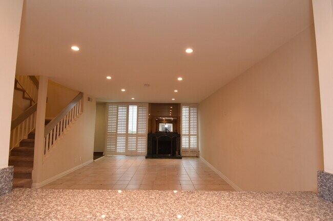 Smooth ceilings & recessed lights throughout - 3610 W Estates Ln