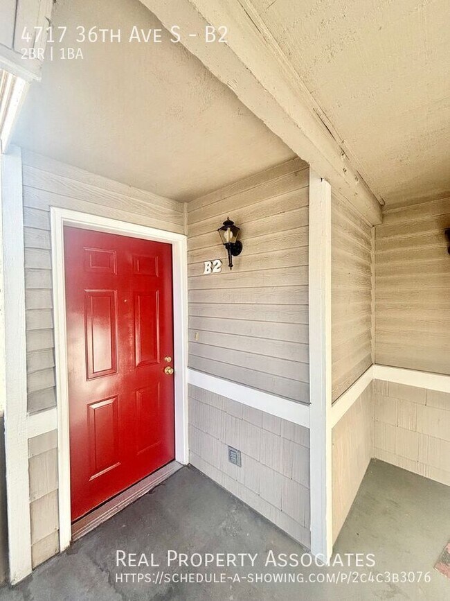 Building Photo - 4717 36th Ave S