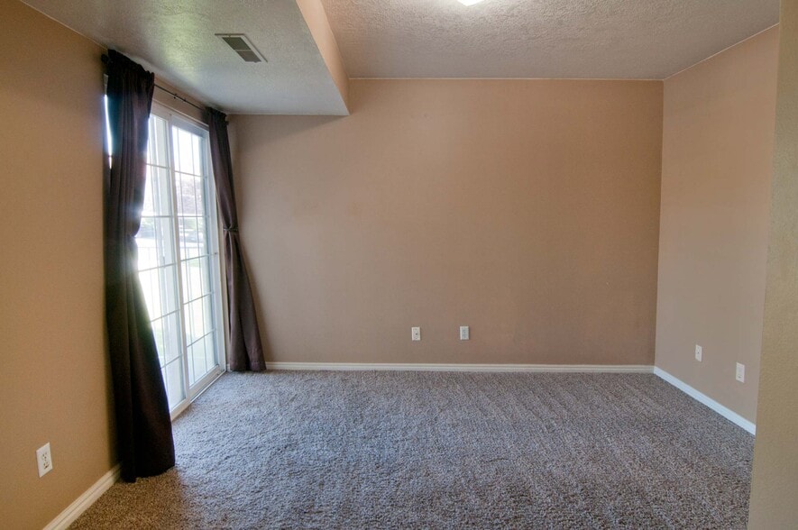 Building Photo - 1459 N 1250 W