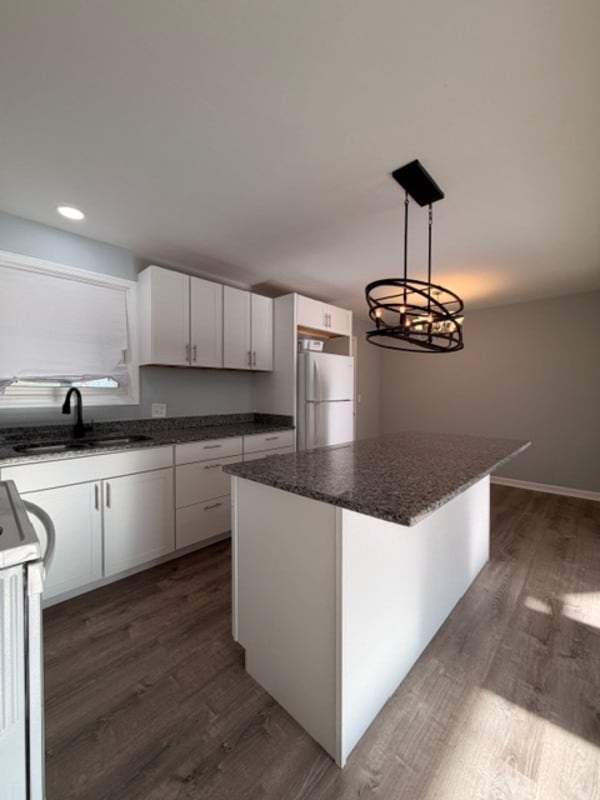 Building Photo - 2430 Sea Gull Ln