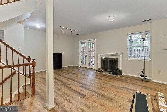 Building Photo - 9694 Poindexter Ct