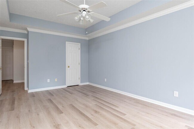 Building Photo - 9300 Greythorne Way