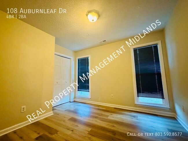 Building Photo - 108 Auburnleaf Dr