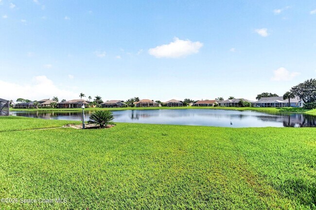 Building Photo - 975 Wildwood Dr
