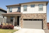 Building Photo - 1808 Hydrangea Dr