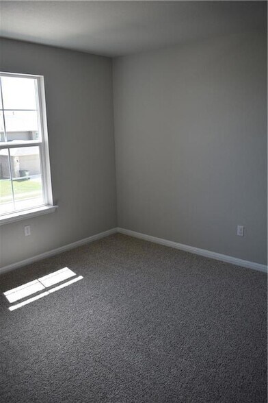 Building Photo - 145 Arrowhead Vine St