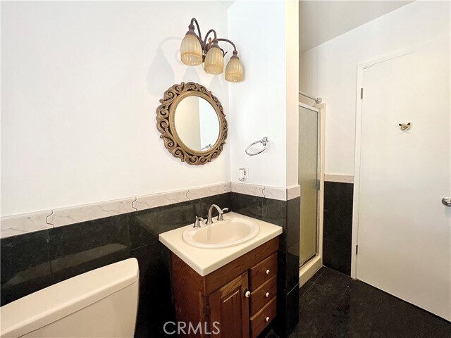 Building Photo - 503 N California Ave