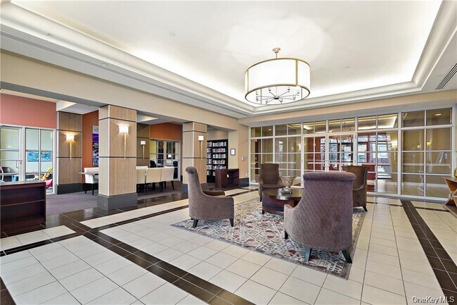 Building Photo - 300 Mamaroneck Ave