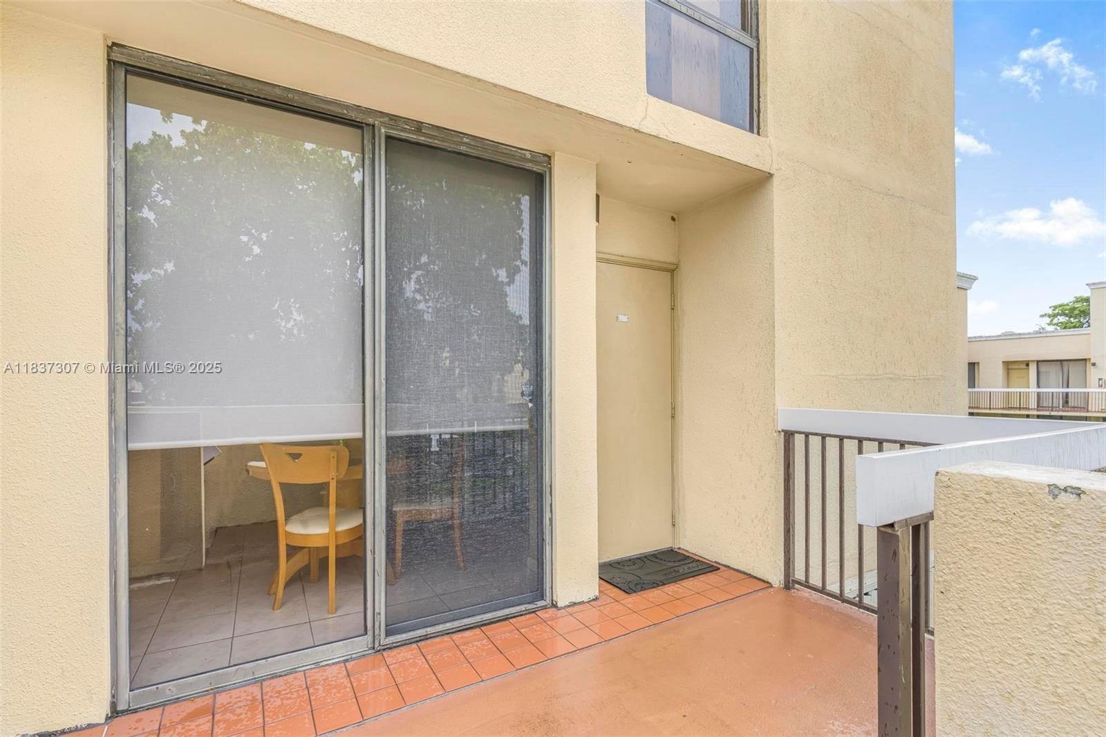 Building Photo - 2911 SW 87th Ter