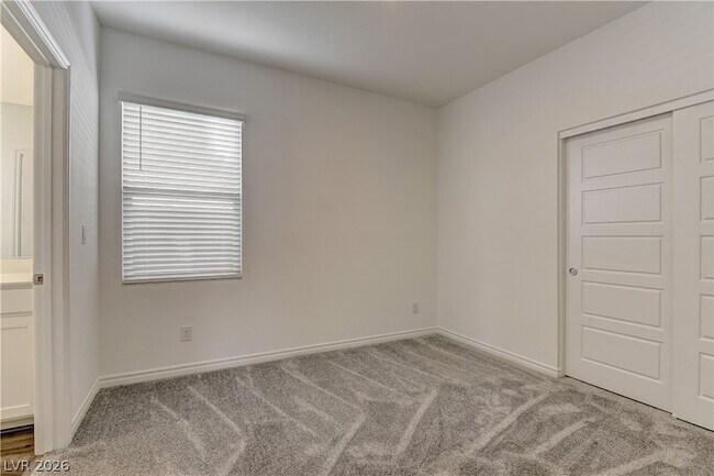 Building Photo - 222 Palisade Fls Ave