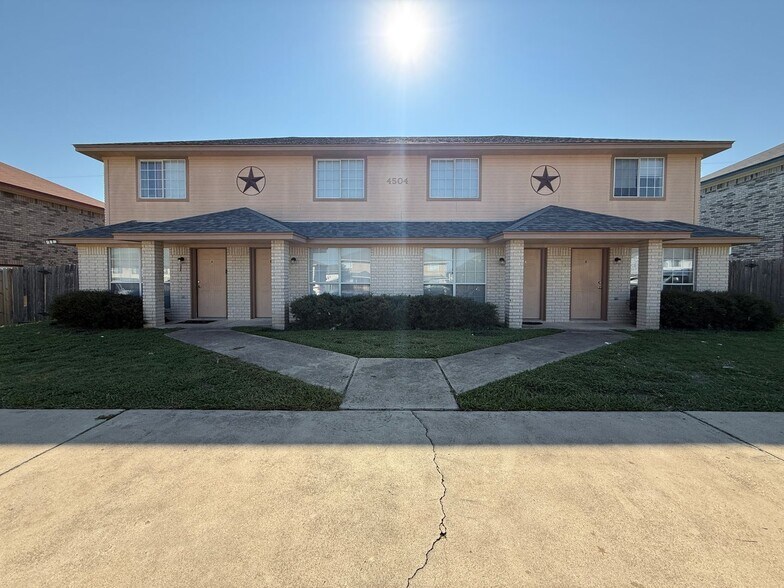 Primary Photo - 4504 Alan Kent Dr