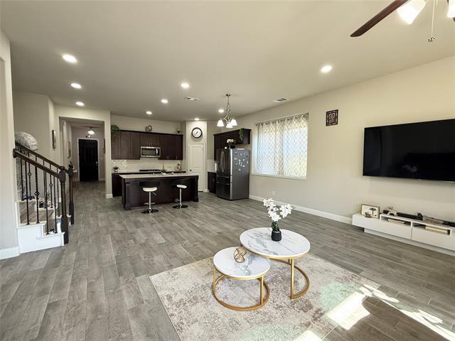 Building Photo - 16016 Gladewater Terrace