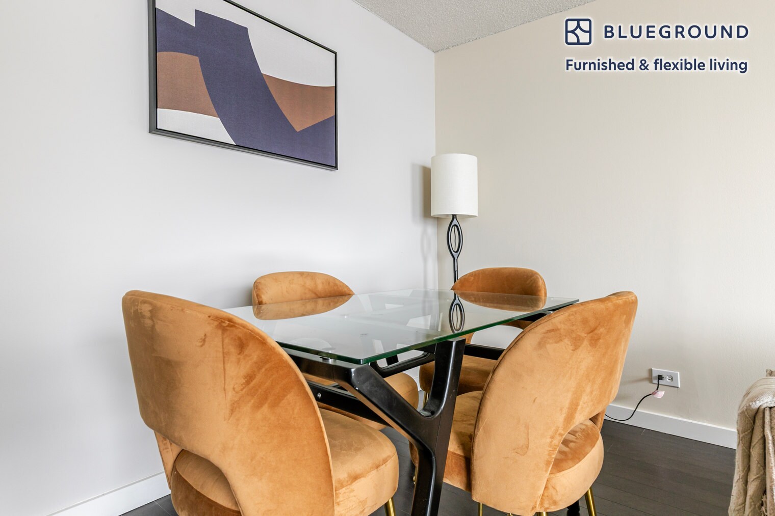 Building Photo - 77 W Huron St