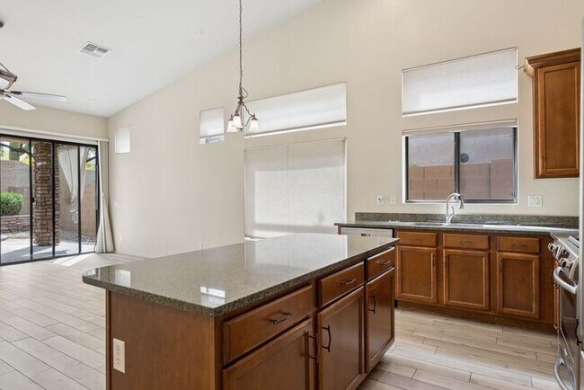 Building Photo - 2763 N Raven