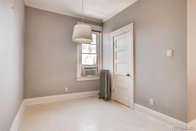 Building Photo - Uptown Capitol Hill - Secure Historic Building with Modern Updates!