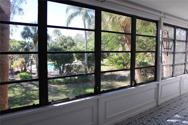 Building Photo - 152 Wild Palm Dr