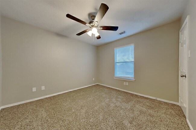 Building Photo - 6723 Carrington Ridge Ln