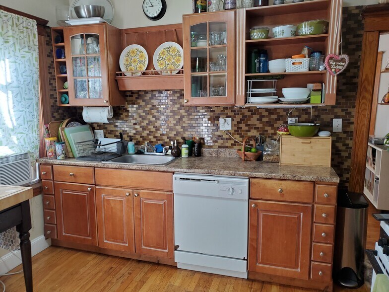 Building Photo - 12 St Peter St