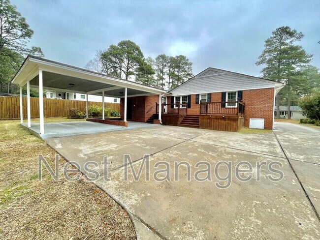 Building Photo - 1430 Pine Valley Loop