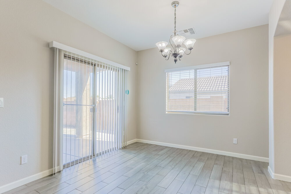 Building Photo - 326 N 103rd Pl