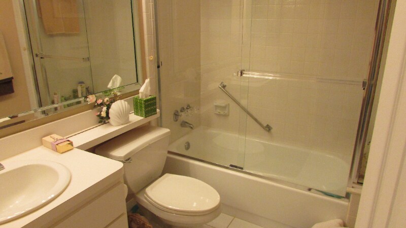 Building Photo - 2699 Pine Ridge Way E