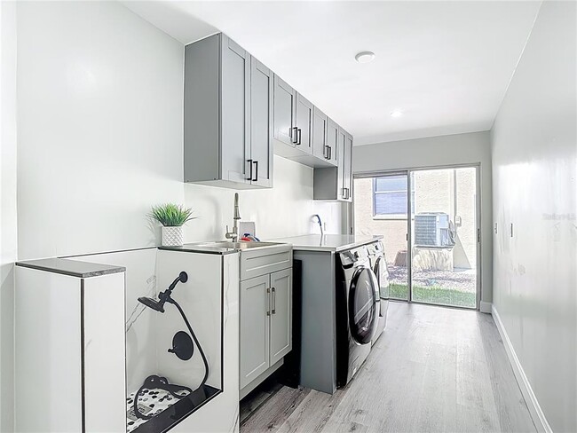 Building Photo - 620 N Barfield Dr