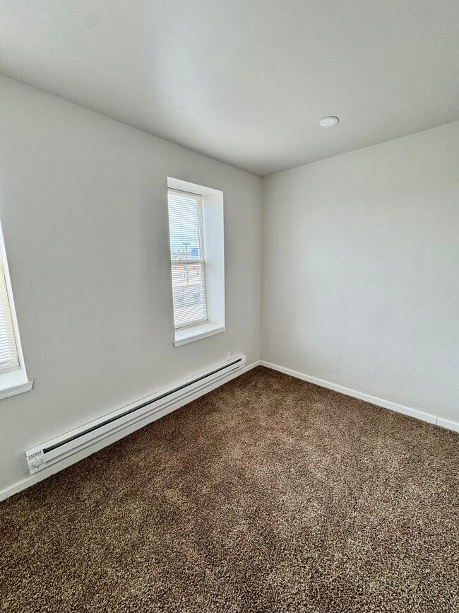 Building Photo - 3414 Frankford Ave