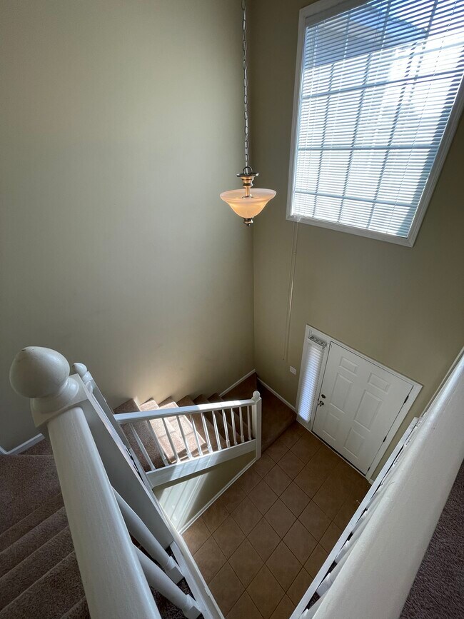 Building Photo - 225 Wakefield Way