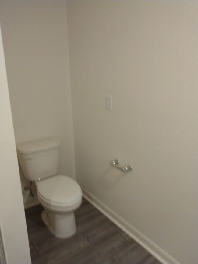 Building Photo - Brand New 3 Bedroom 2 Bathroom Villa Home Silver Ridge