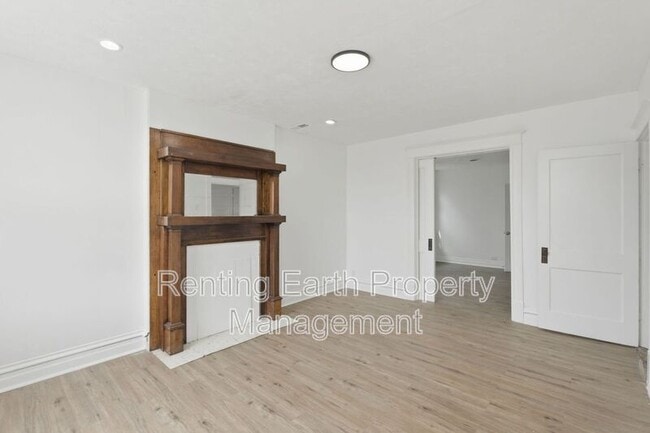 Building Photo - 3125 Clay Ave