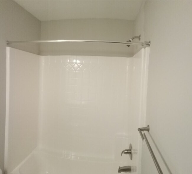 Building Photo - 1105 Courage Ct