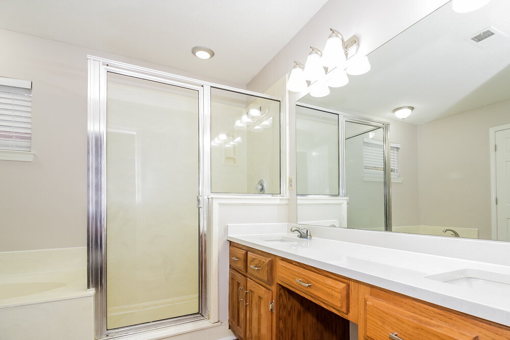Building Photo - 5694 Pecan Trce