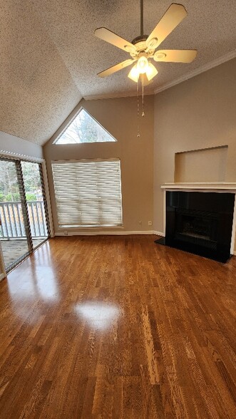 Building Photo - 2502 Cranbrook Ln