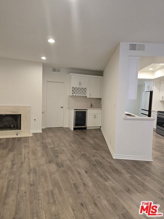 Building Photo - 4444 Wilshire Blvd