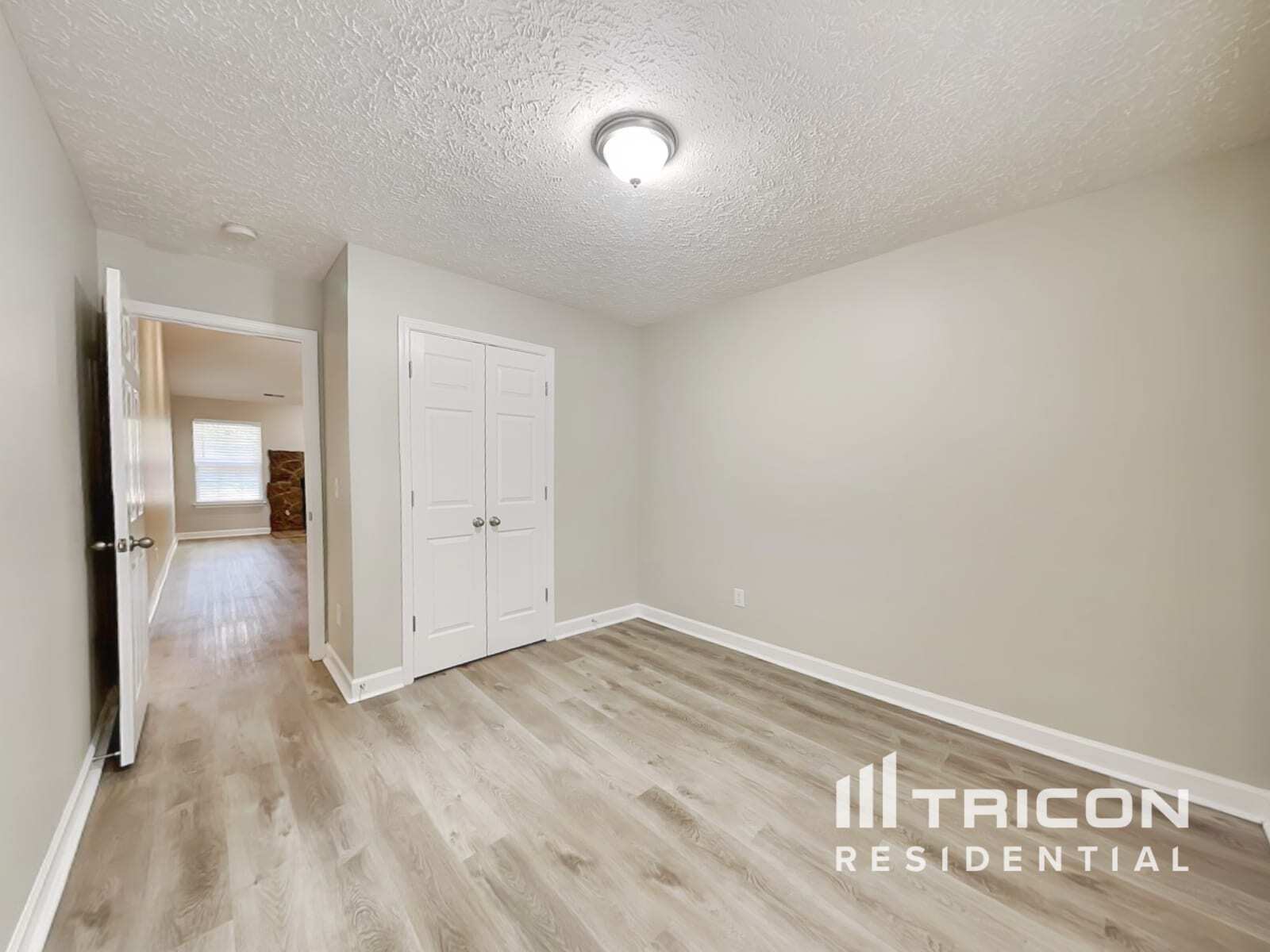 Building Photo - 141 Willowleaf Ln