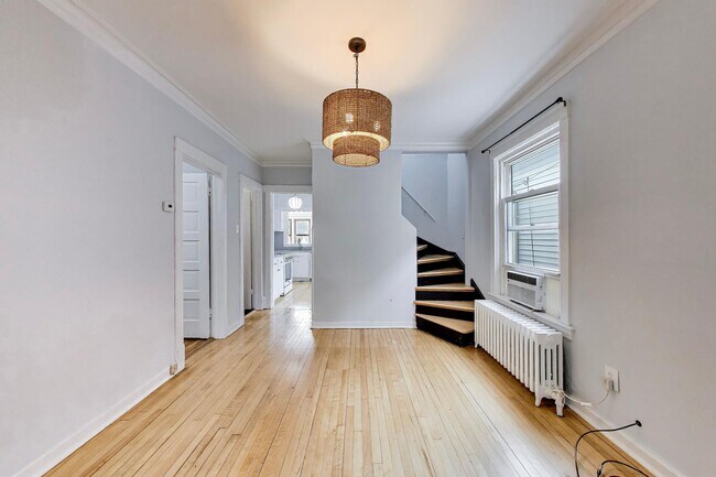 Building Photo - 4219 N Albany Ave